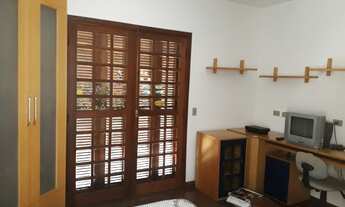 Imagem 6: Alphaville 05 - casa 400m² - 4 dormitórios sendo 2 suites, 2 vagas, piscina, closet, saláo