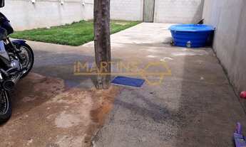 Imagem 7: Casa Padrão, 2 dormitórios, 1 banheiros, 2 vagas na garagem