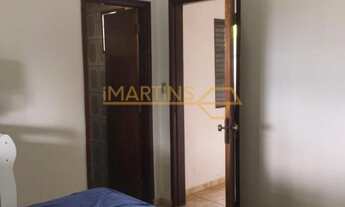 Imagem 4: Casa para Venda, Araguari / MG, bairro Centro, 2 dormitórios, 1 suíte, 3 banheiros, 3 vaga