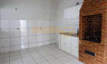 Imagem 5: Casa Padrão, 3 dormitórios, 2 suíte, 3 banheiro, 2 vagas na garagem