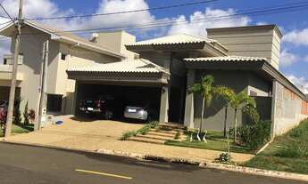 Imagem: Casa à venda no bairro Condomínio Golden