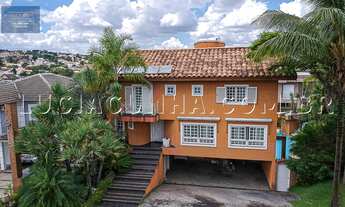 Imagem 5: Linda casa de 3 andares, em estilo mediterrâneo, próxima à portaria, 600 m², 4 suítes, 5 v