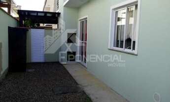 Imagem: 2 dormitórios, 1 banheiros, 1 vaga na garagem