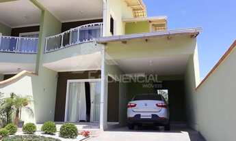 Imagem: Casa à venda no bairro Centro - Corupá/SC