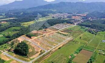 Imagem: Terreno à venda no bairro Três Rios do