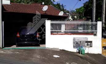 Imagem: Casa à venda no bairro Centro - Guaramirim/SC