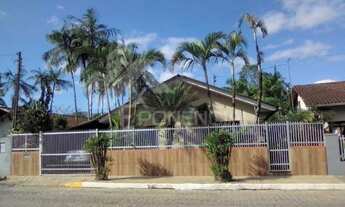 Imagem: 3 dormitórios, 1 banheiros, 1 vaga na garagem