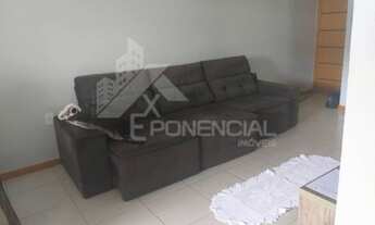 Imagem 2: 2 dormitórios, 1 banheiros, 1 vaga na garagem