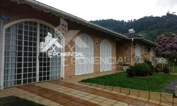 Imagem: 4 dormitórios, 1 suítes, 1 banheiros