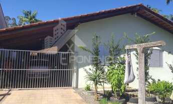 Imagem: 2 dormitórios, 1 banheiros, 1 vaga na garagem