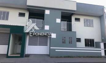 Imagem: 2 dormitórios, 1 banheiros, 1 vaga na garagem