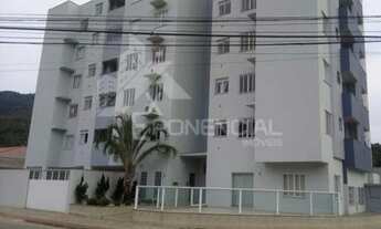 Imagem: 2 dormitórios, 1 banheiros, 1 vaga na garagem