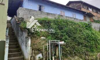 Imagem 2: 3 dormitórios, 1 banheiros, 1 vaga na garagem