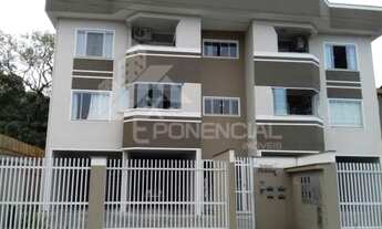 Imagem: 3 dormitórios, 1 suítes, 1 banheiros