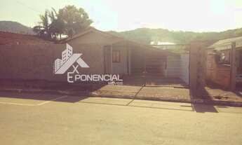 Imagem: 3 dormitórios, 1 banheiros, 1 vaga na garagem