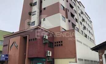 Imagem: 2 dormitórios, 1 banheiros, 1 vaga na garagem