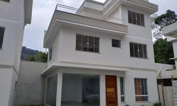 Imagem: Casa Triplex, 3 dormitórios, 2 suíte