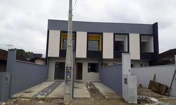 Imagem: Sobrado à venda no bairro Guanabara - Joinville/SC