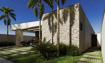 Imagem 3: Casa Linear de Alto Padrão no Condomínio Arquipélago de Manguinhos