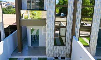 Imagem 2: Casa Triplex em Morada de Laranjeiras