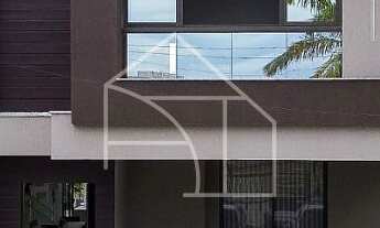 Imagem: Luxuosa Casa à Venda no Condomínio Resort