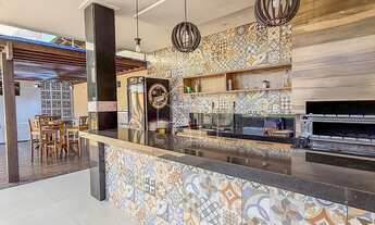 Imagem 7: MANSÃO EM COSTA AZUL – PRAIA GRANDE, FUNDÃO COM 7 QUARTOS E 2 SUÍTES