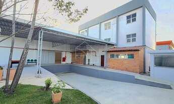 Imagem: Galpão Industrial com Doca para Venda e