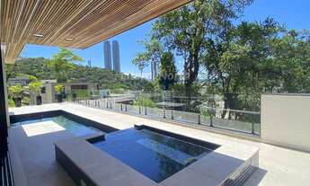 Imagem: Casa alto-padrão a venda na Barra em Balneário