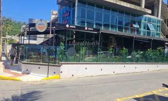 Imagem: Ponto comercial de frente para o mar á