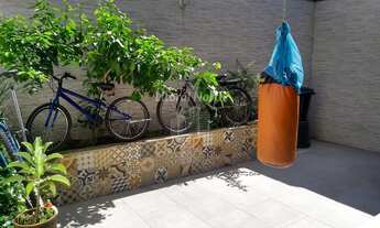 Imagem 2: Sobrado no bairro Barra do Rio Itajaí