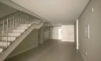 Imagem 4: Sala térrea com Mezanino e Ótima localização na Quadra do Mar