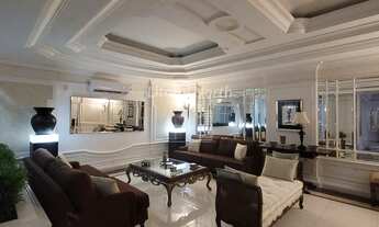 Imagem 3: Apartamento de Alto Padrão com Mezanino no Centro de Balneário Camboriú