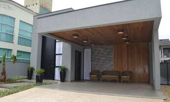 Imagem: CASA RESIDENCIAL em Camboriú - SC, Santa