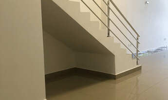 Imagem 7: 2 banheiro, 2 vagas na garagem, 192M² de Área Construída