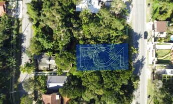 Imagem 4: Terreno à venda em Balneário Camboriú-SC, na Praia do Estaleiro com 484,75 m² de área. Apr