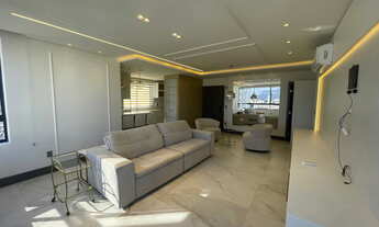 Imagem 2: Apartamento de Luxo à Venda no Centro de Balneário Camboriú - 3 Quartos, 3 Suítes, 4 Banhe