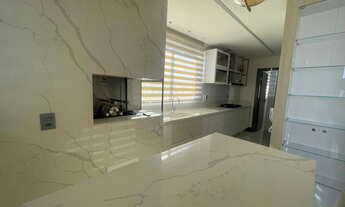 Imagem 4: Apartamento de Luxo à Venda no Centro de Balneário Camboriú - 3 Quartos, 3 Suítes, 4 Banhe