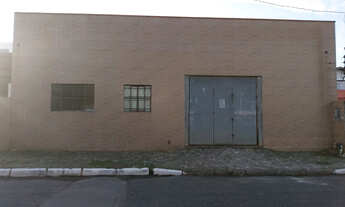 Imagem 2: Galpão Industrial à venda em Balneário Camboriú-SC, bairro Municípios: 1 sala, 1 banheiro