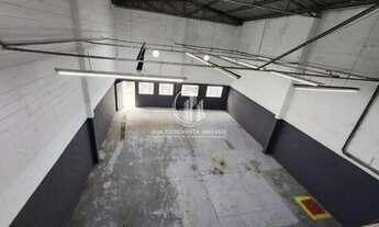 Imagem 3: Galpão / Depósito / Armazém de 221m² no bairro Jardim Leocádia, em Sorocaba