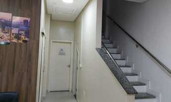 Imagem 2: Prédio - / Comercial / Adrianópolis