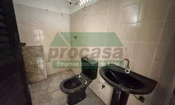 Imagem 7: Excelente Casa Comercial no Bairro Adrianópolis - Prox a Faculdade ESBAM