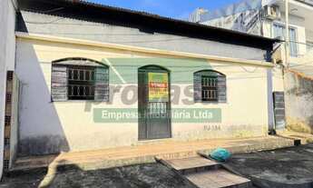 Imagem: Excelente Casa Comercial no Bairro Adrianópolis