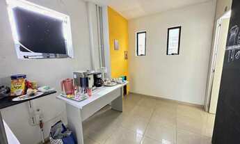 Imagem 7: Aluga Sala Comercial na Praça 14 em Avenida Principal com 130m2 e 6 salas com 23 Estacoes