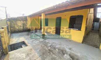 Imagem: Casa de rua - / com Apartamento no fundo