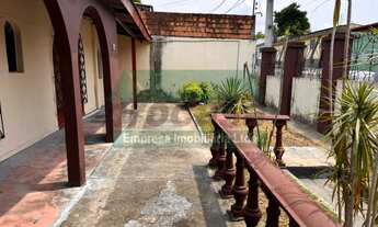 Imagem 2: Casa de rua - / Residencial / Aleixo