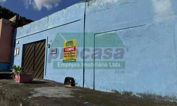 Imagem: Casa de rua / $ 380.000,00 / Flores