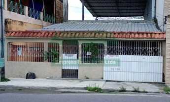 Imagem: Casa de rua / Residencial / Cidade Nova