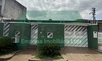 Imagem: Casa de rua totalmente mobiliada / Cidade