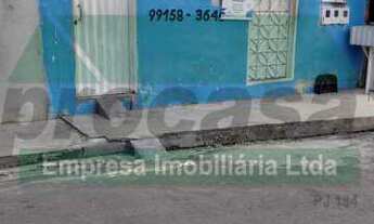 Imagem: Casa de rua Residencial com Kitnets / Compensa