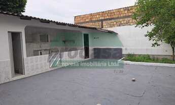 Imagem: Casa de rua / Residencial / Cidade Nova